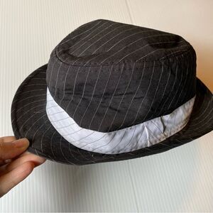 Black classic mens Fedora pinstripe polyester felt Halloween costume Hat OS